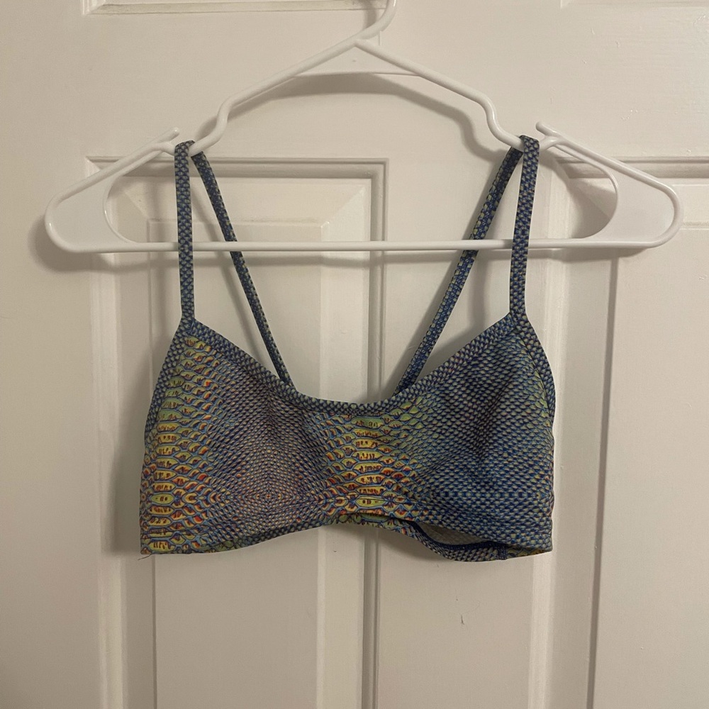 Jolyn bikini top